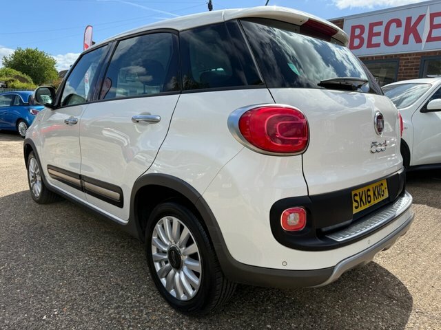 Fiat 500L Multijet Trekking Mpv White #5