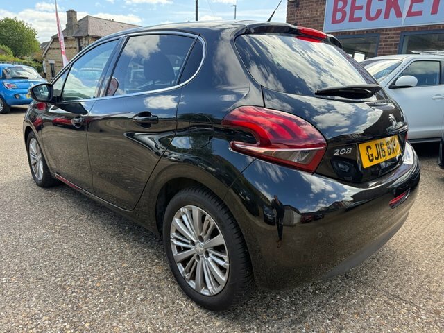 Peugeot 208 Bluehdi Allure Hatchback GJ16BWV Black #5