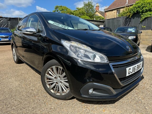 Peugeot 208 Bluehdi Allure Hatchback Black