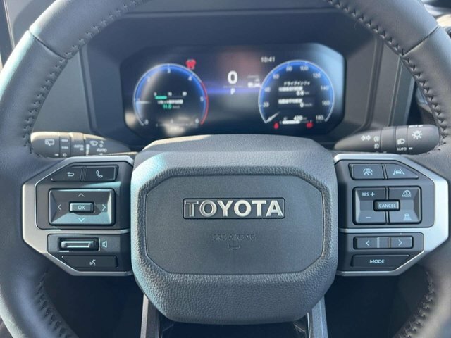 Toyota Land Cruiser 2.8D 250 VX First FLANDC1 White #3