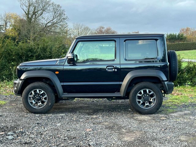 Suzuki Jimny 1.5 Sierrea Suv LX74CWP Black #4