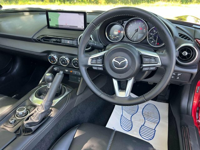Mazda MX-5 RF 2.0 Skyactiv-g Exclusive-line Convertible EU74VNL Red #3