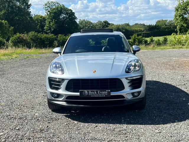 Porsche Macan 2.0T Suv Silver #2