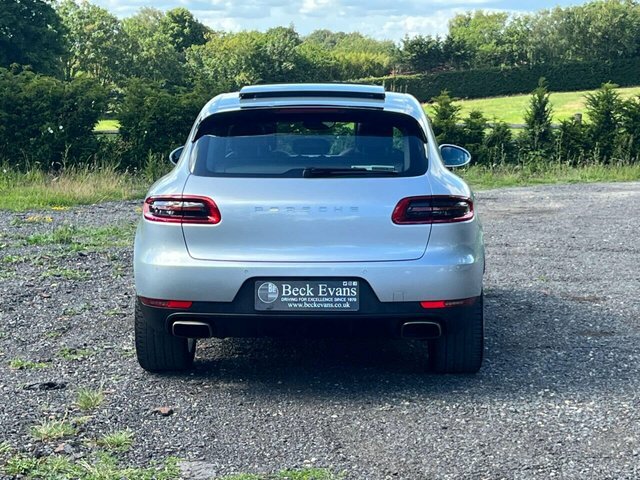 Porsche Macan 2.0T Suv Silver #6