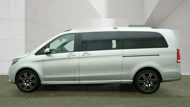 Mercedes-Benz V Class 2.0 V220d Amg Line Silver #3