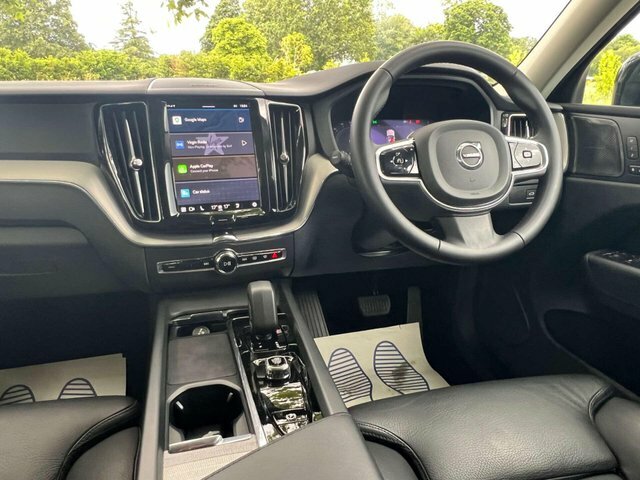 Volvo XC60 2.0 B4 Mhev Plus WD73LCA Silver #3