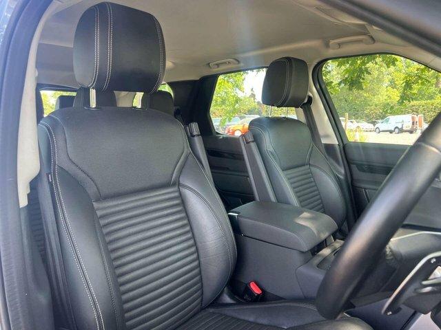 Land Rover Discovery 3.0 D300 Mhev S AE23RVR Blue #5