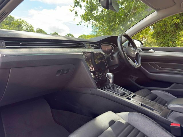 Volkswagen Passat 1.4 Tsi 13Kwh Gte RK22WVP Black #6