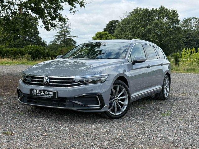 Volkswagen Passat 1.4 Tsi 13Kwh Gte Black