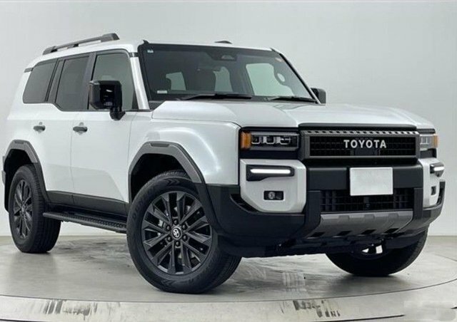Toyota Land Cruiser 250 Zx 2.8L White
