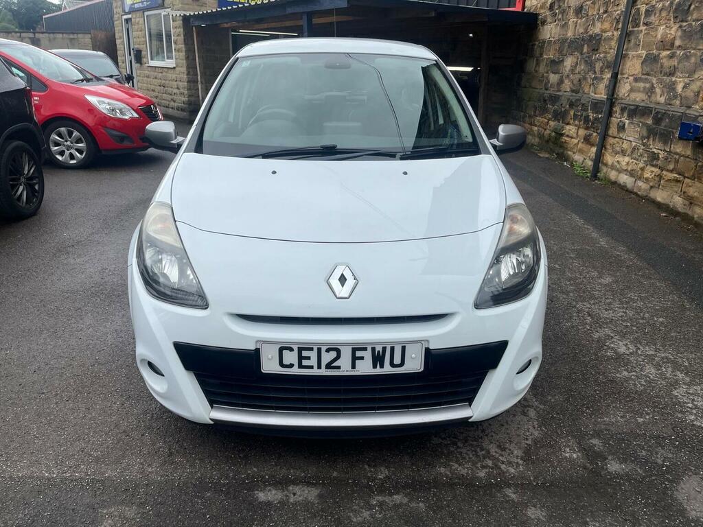Renault Clio Hatchback 1.2 Dynamique Tomtom Euro 5 201212 CE12FWU White #2