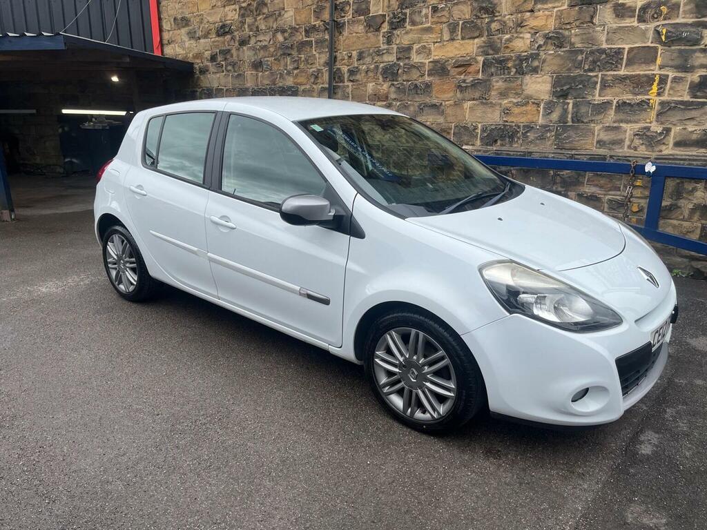Renault Clio Hatchback 1.2 Dynamique Tomtom Euro 5 201212 White