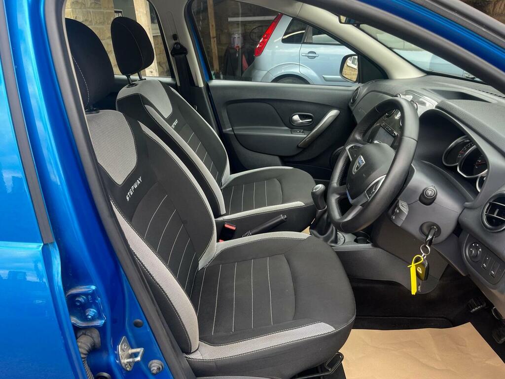 Dacia Sandero Stepway 0.9 Tce Laureate Euro 6 Ss Silver #9