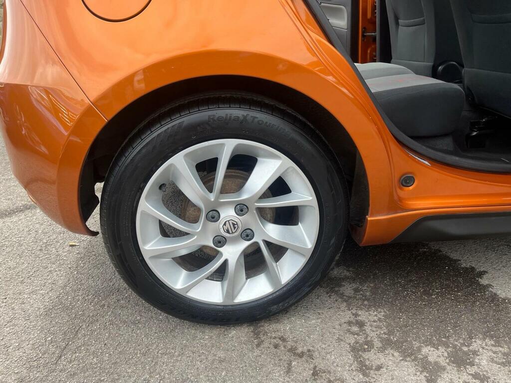 MG MG3 Hatchback 1.5 Vti-tech 3Style Mot March 2026 F White #13