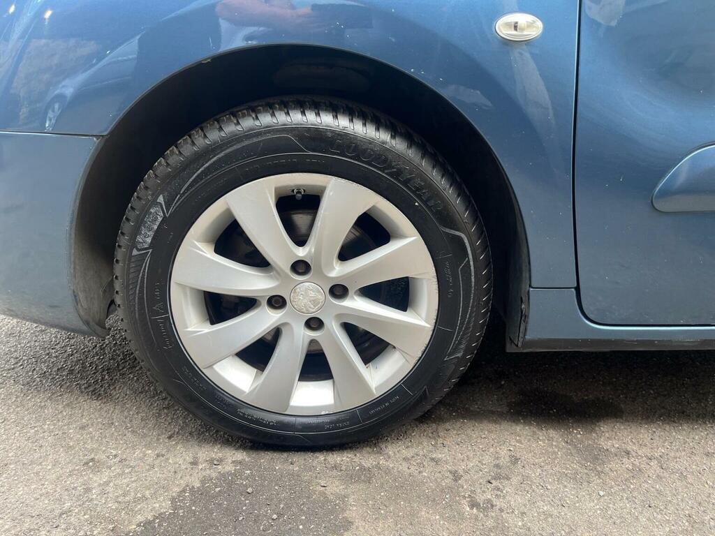 Peugeot Partner Tepee 1.6 Hdi 92 S Grey #13
