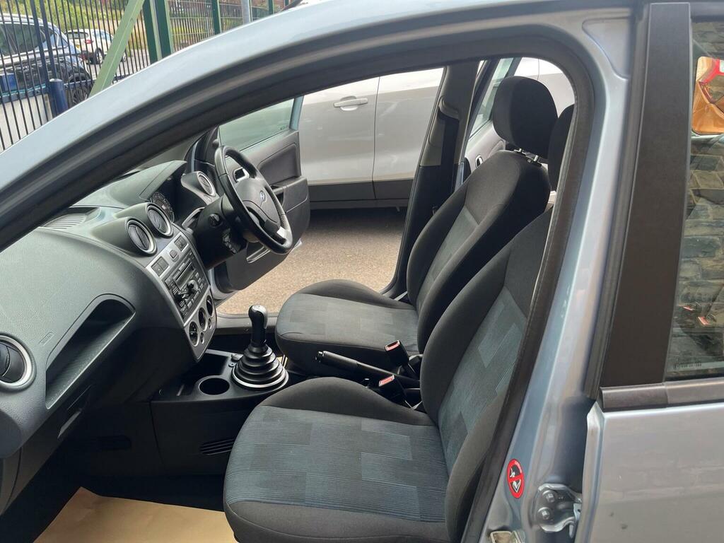 Ford Fiesta 1.6 Zetec S 16V Silver #7