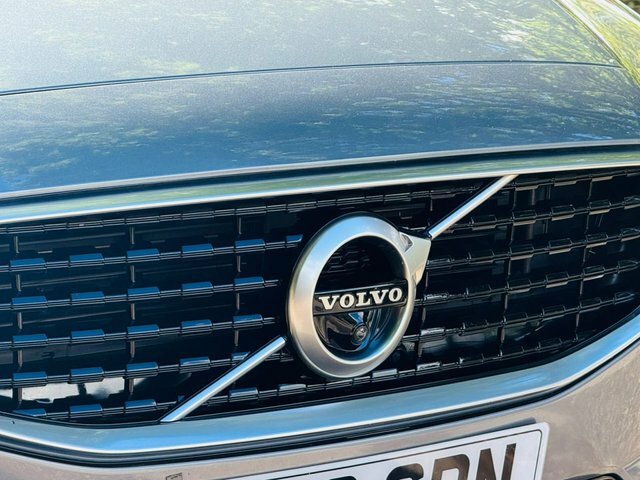 Volvo S60 R Design Black #13