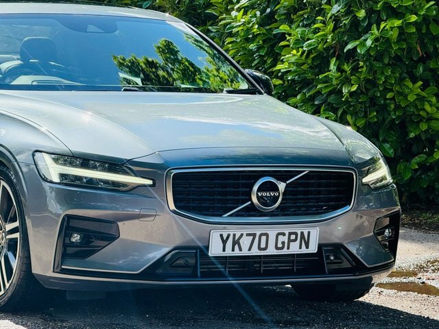 Volvo S60 R Design Black #11