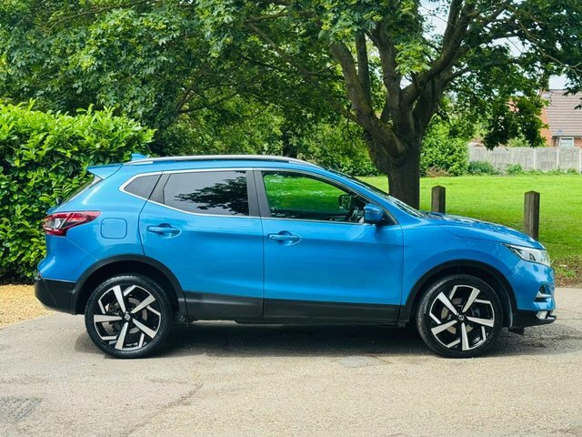 Nissan Qashqai 1.3 Dig-t Tekna Suv Dct Euro 6 S LX20UGG Blue #4