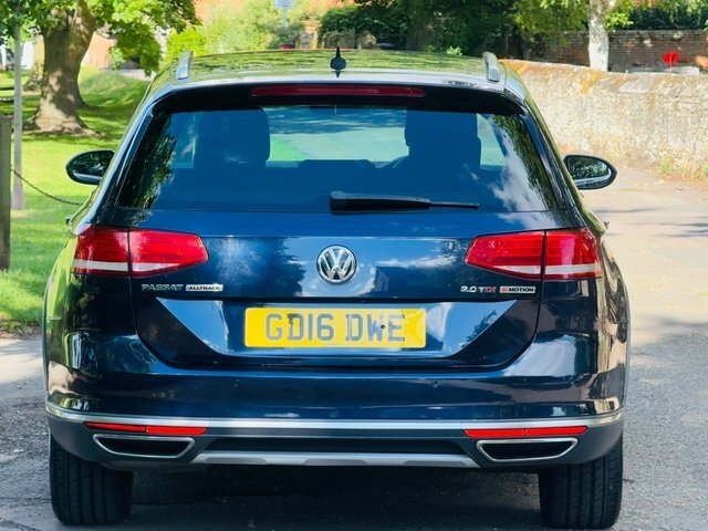 Volkswagen Passat Alltrack 2.0 Tdi Bluemotion Tech Alltrack Estate Blue #6