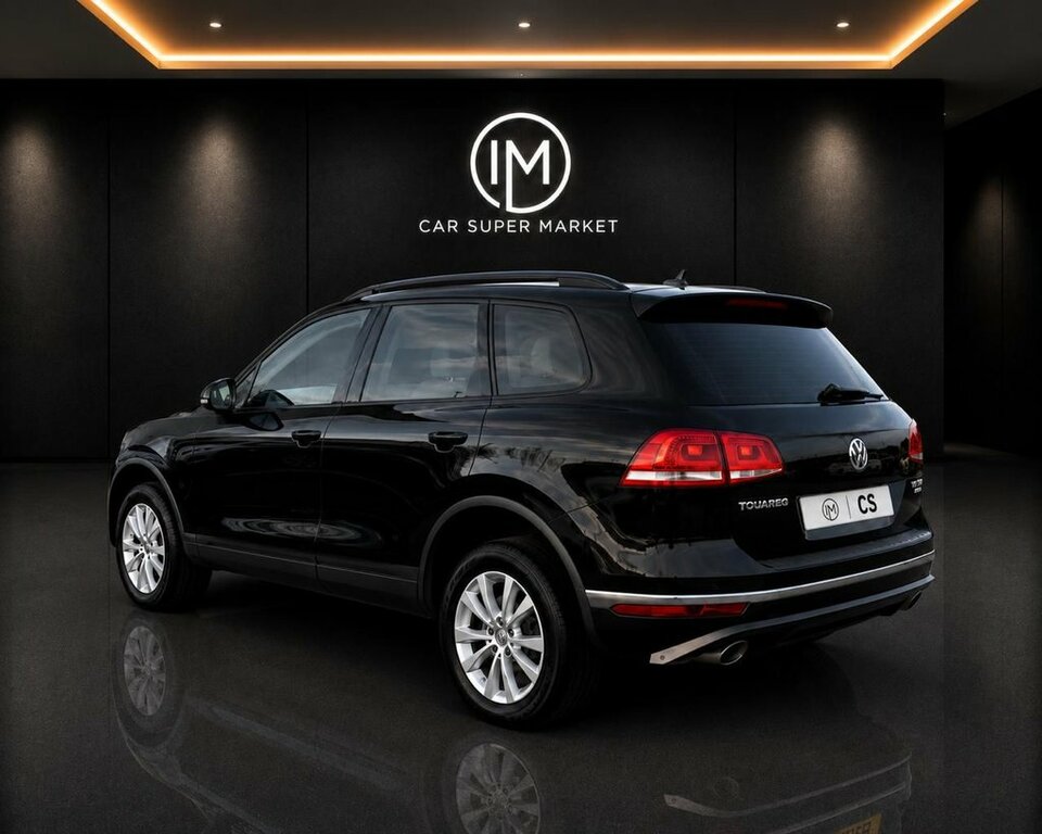 Volkswagen Touareg 3L Escape YA16PPF Black #4