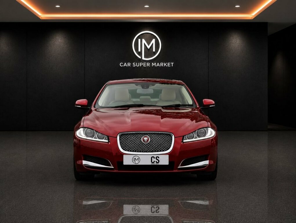 Jaguar XF 2.2L Luxury Red