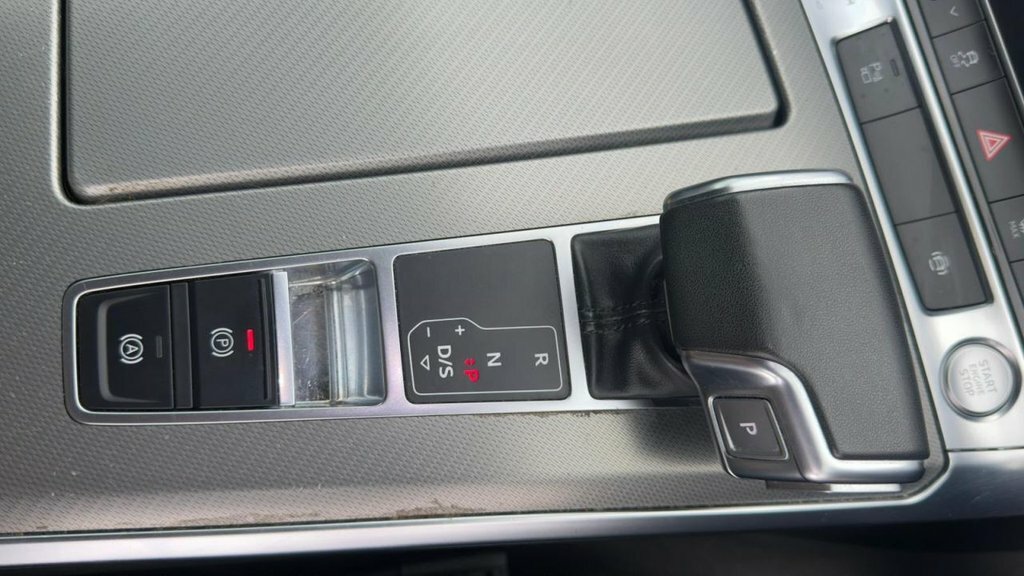 Audi A6 Avant 2L S Line Black #20