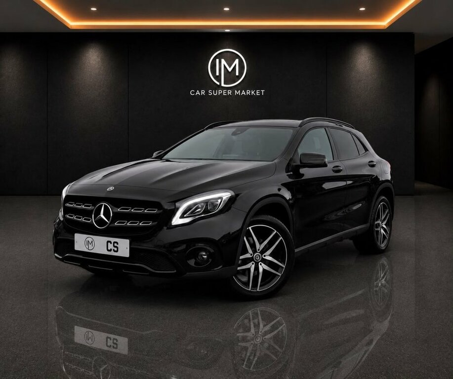 Mercedes-Benz GLA Class 1.6L Urban Edition Black #3