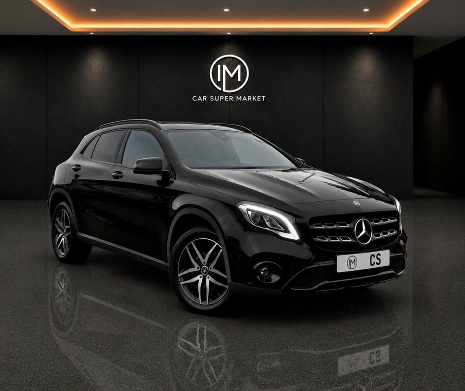 Mercedes-Benz GLA Class 1.6L Urban Edition Black #2