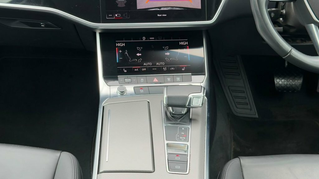 Audi A6 Saloon Sport Black #22