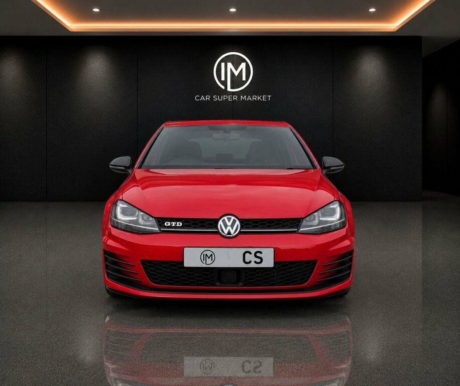 Volkswagen Golf 2L Gtd Red