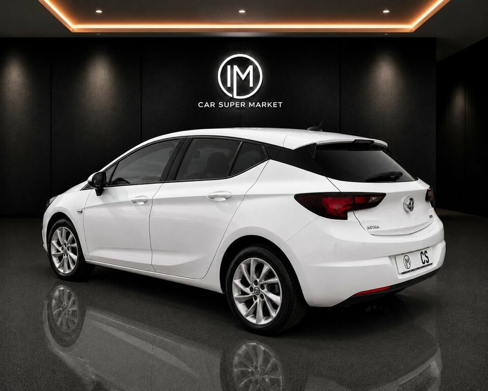 Vauxhall Astra 1.6L Tech Line Nav White #4