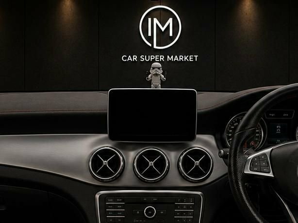 Mercedes-Benz GLA Class Gla 200 D Amg Line White #17