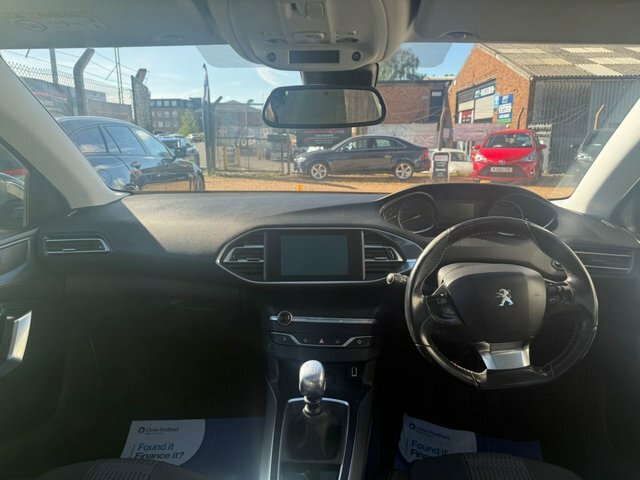 Peugeot 308 1.5 Bluehdi Allure Hatchback Eur KR68NLL Black