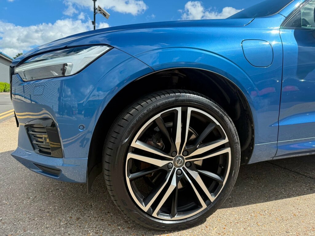 Volvo XC60 2.0H T8 Twin Engine Recharge 11.6Kwh R-design Pro LM71UOB Blue #4