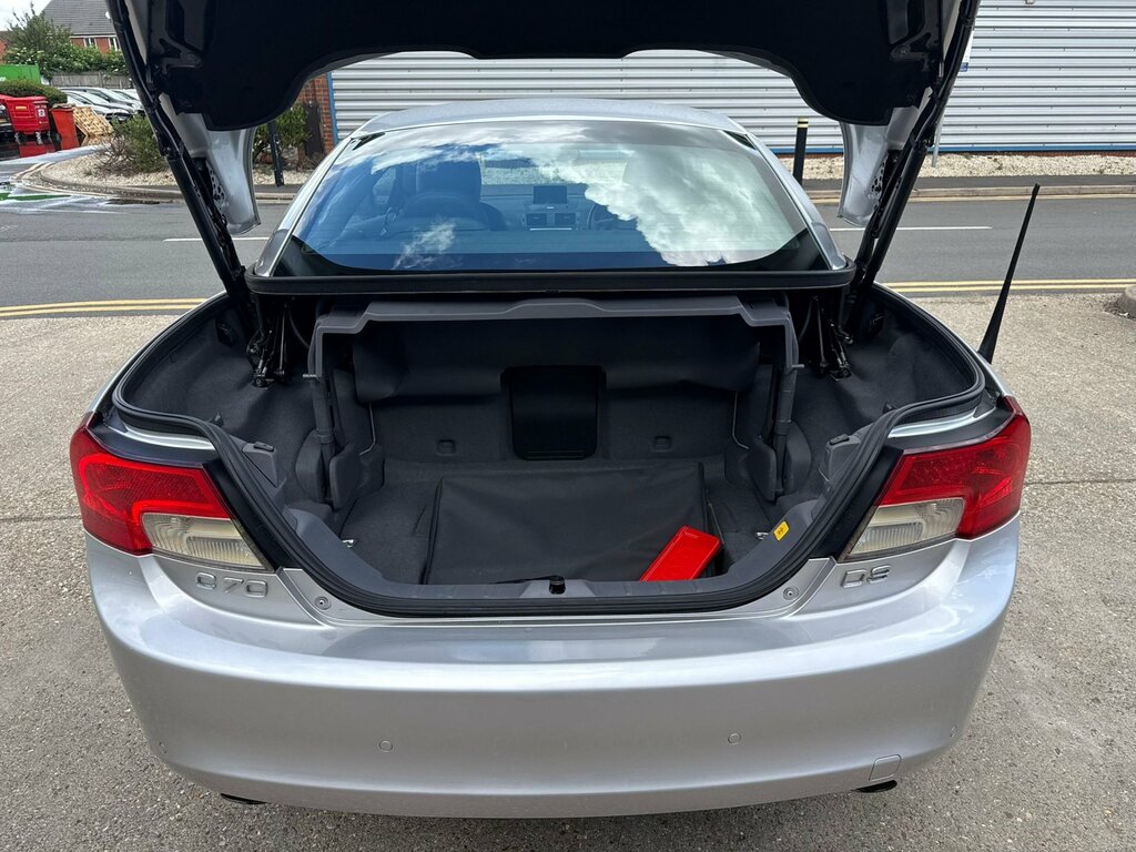 Volvo C70 C70 Se D3 Brown #34