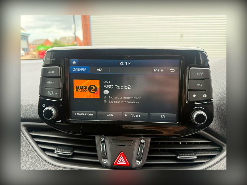Hyundai I30 Hatchback Black #23