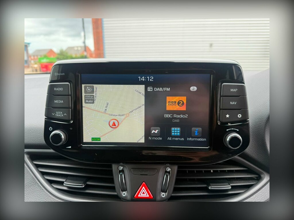 Hyundai I30 Hatchback Black #26