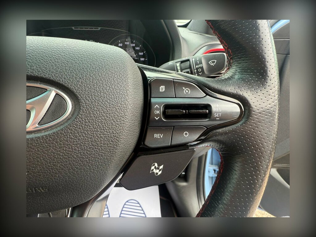 Hyundai I30 Hatchback Black #27