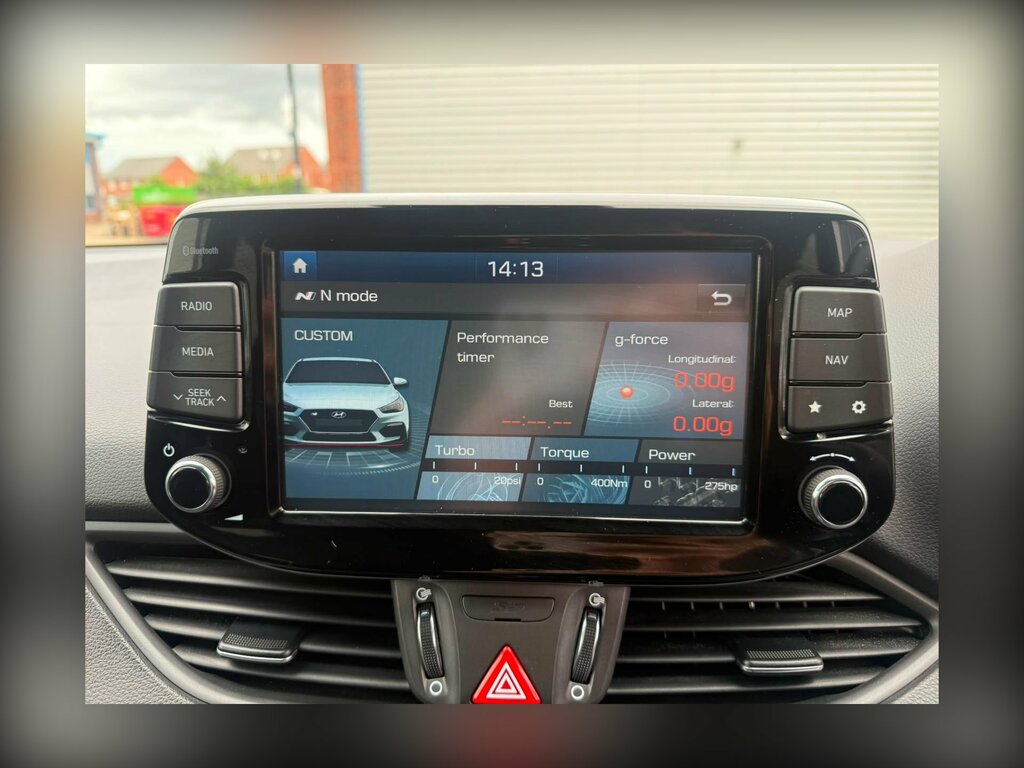 Hyundai I30 Hatchback Black #21
