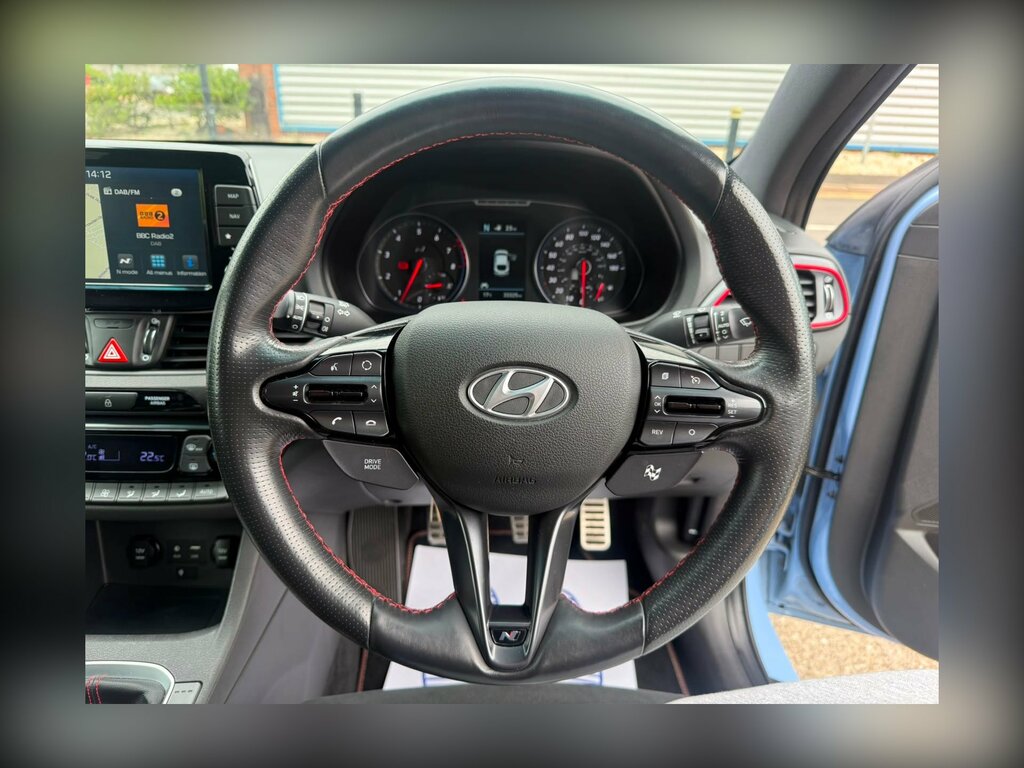 Hyundai I30 Hatchback Black #28