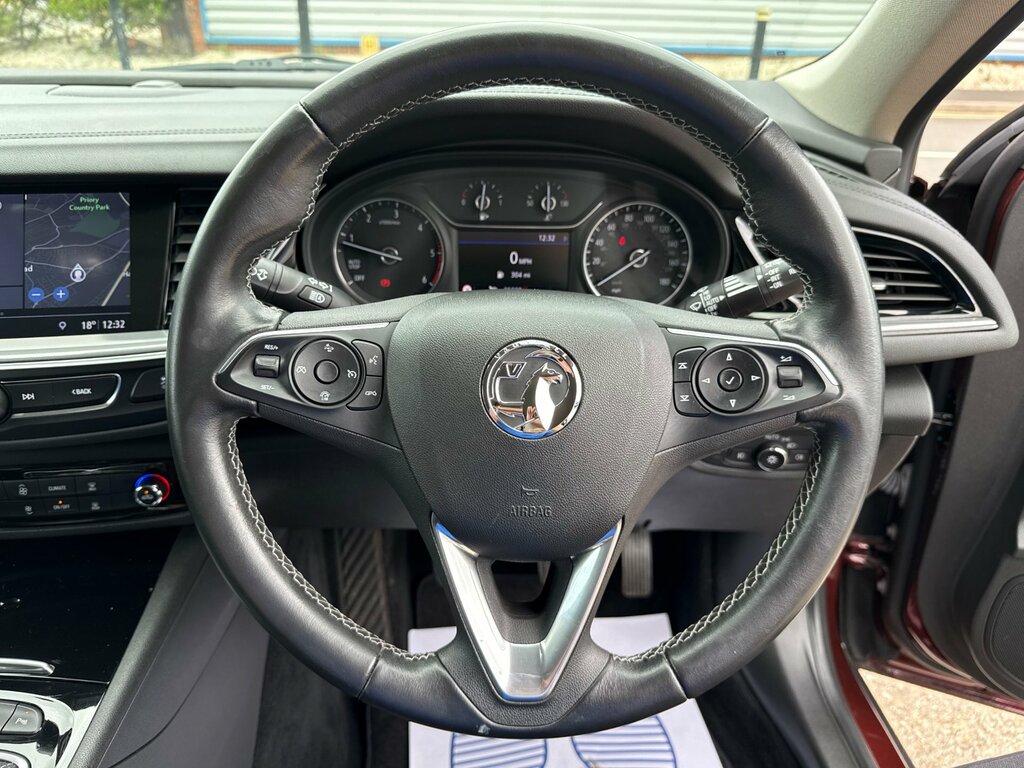 Vauxhall Insignia Sri Vx-line White #42