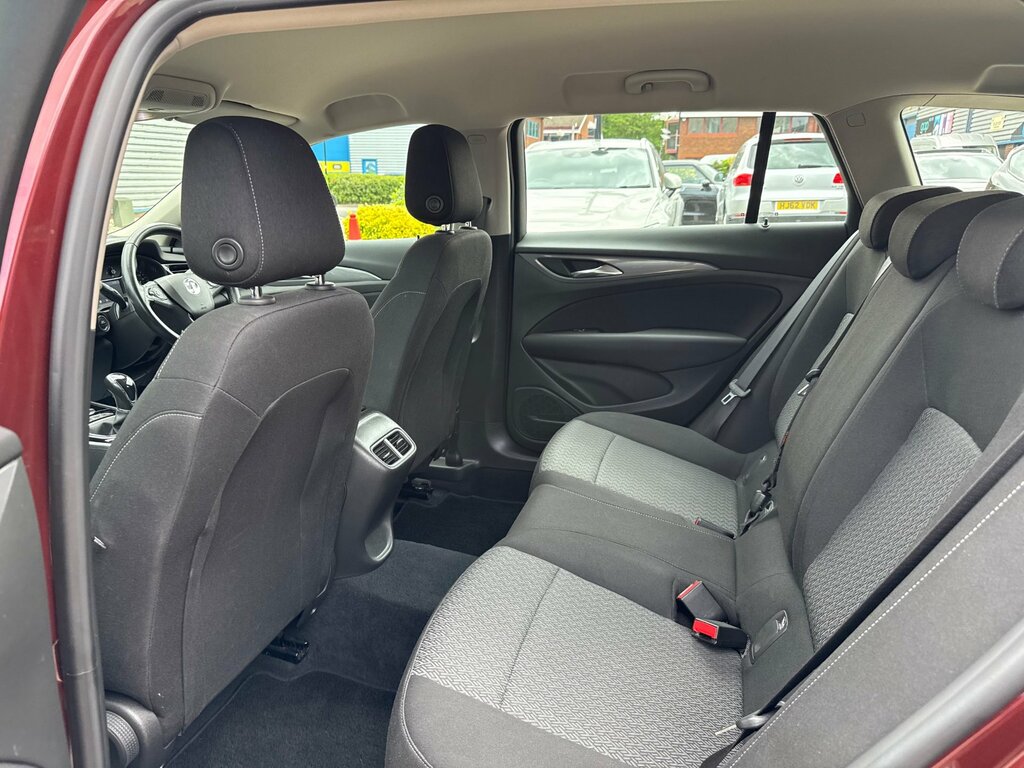 Vauxhall Insignia Sri Vx-line White #63