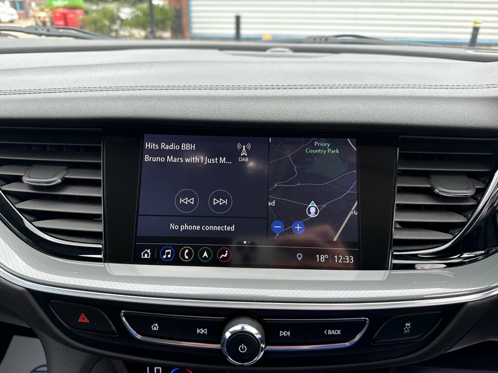 Vauxhall Insignia Sri Vx-line White #45