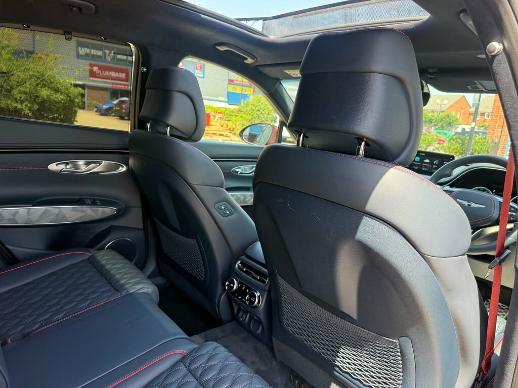 Genesis GV70 360Kw Sport 77Kwh Awd Silver #65