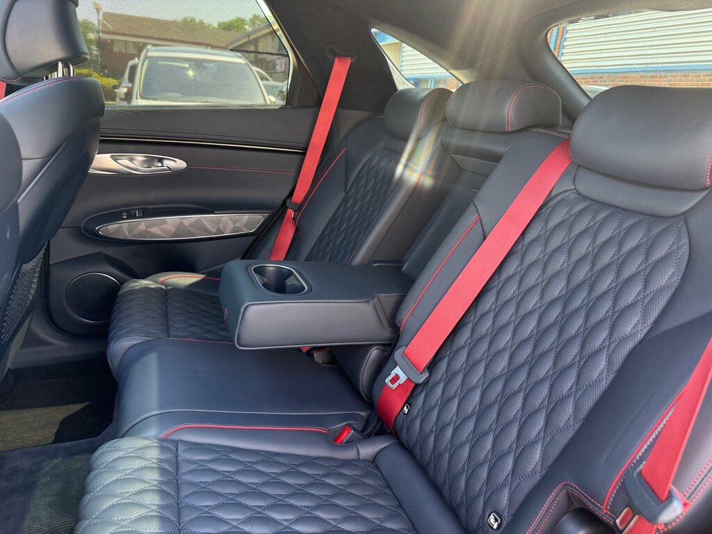 Genesis GV70 360Kw Sport 77Kwh Awd Silver #70