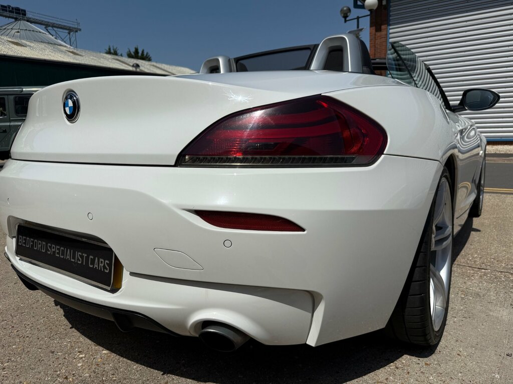 BMW Z4 Convertible White #18