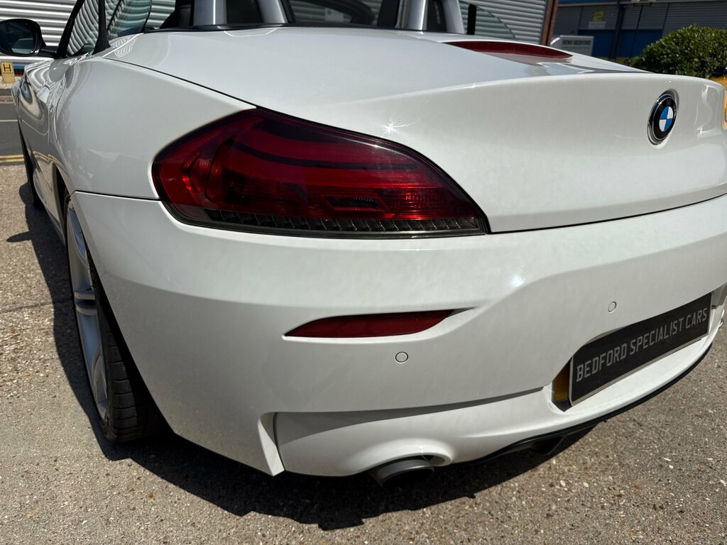 BMW Z4 Convertible White #20