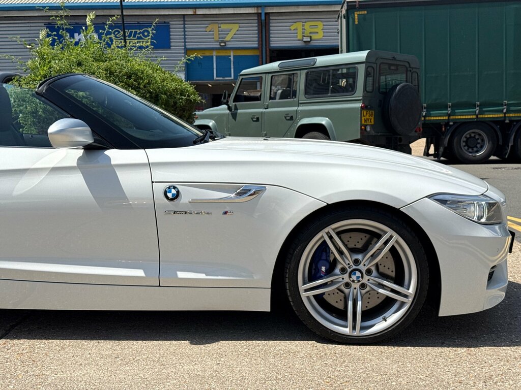 BMW Z4 Convertible White #27