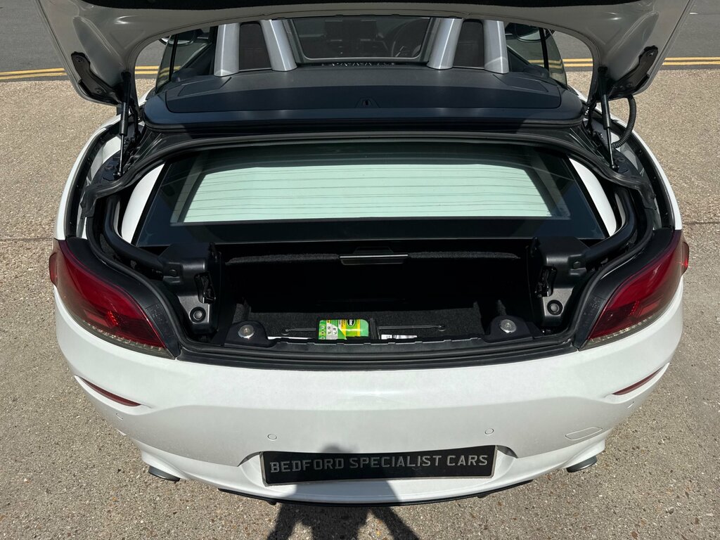 BMW Z4 Convertible White #55